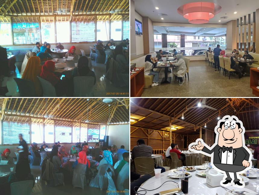 Bandoeng Resto Simpang Kara