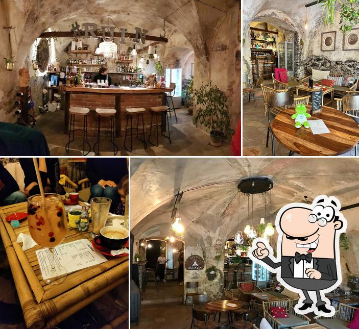#RUINbar • Restaurant & Music