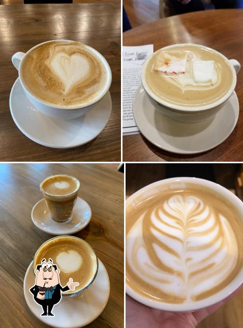 CUP & SAUCER