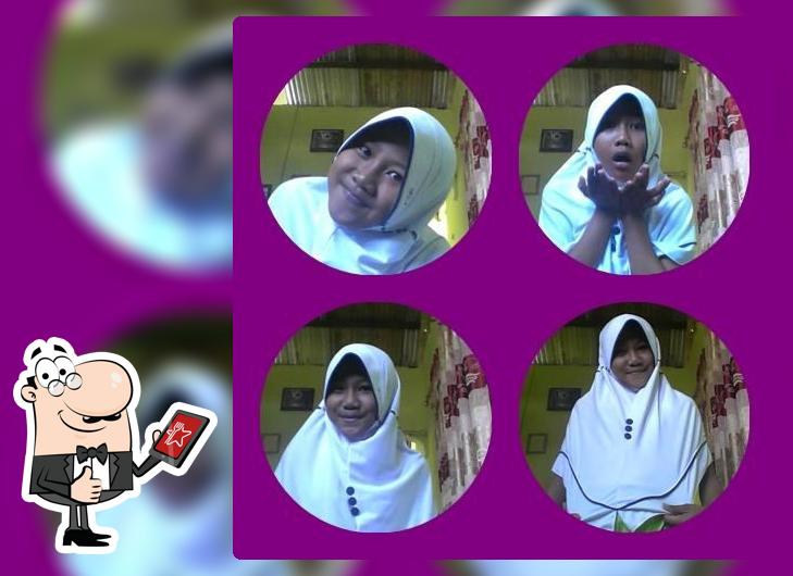 Deli shop's