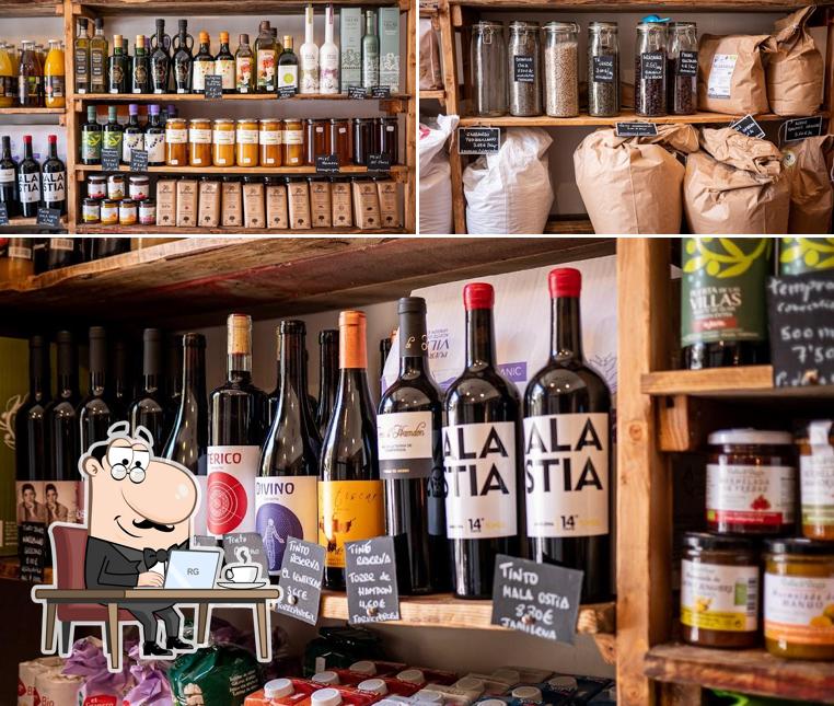 SIN MAS panadería, tienda ecológica, y productos locales