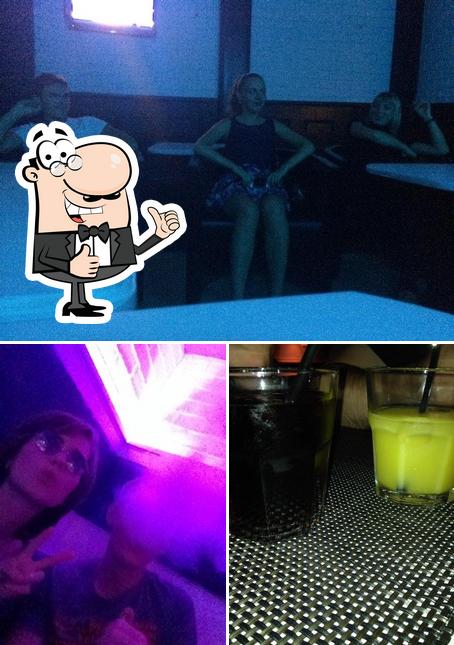 Lounge bar 69