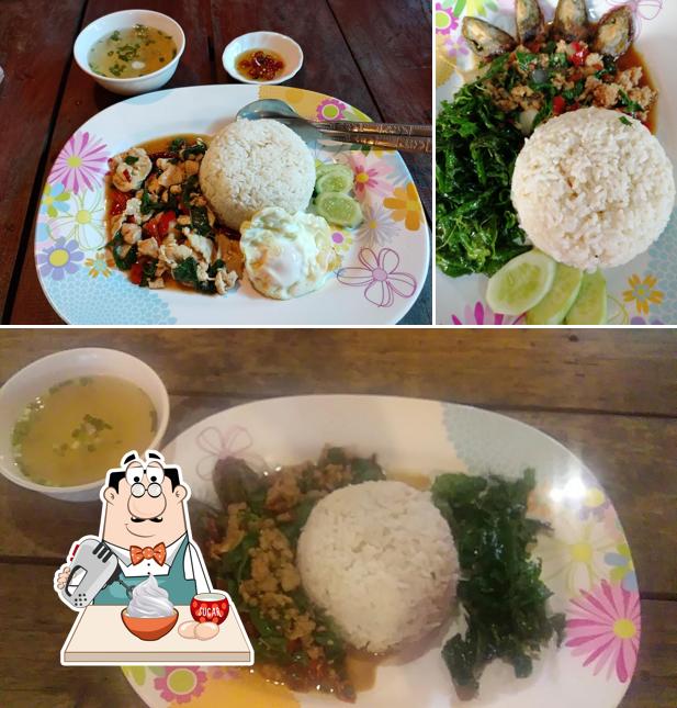 ร้าน พ.เพียง​@107