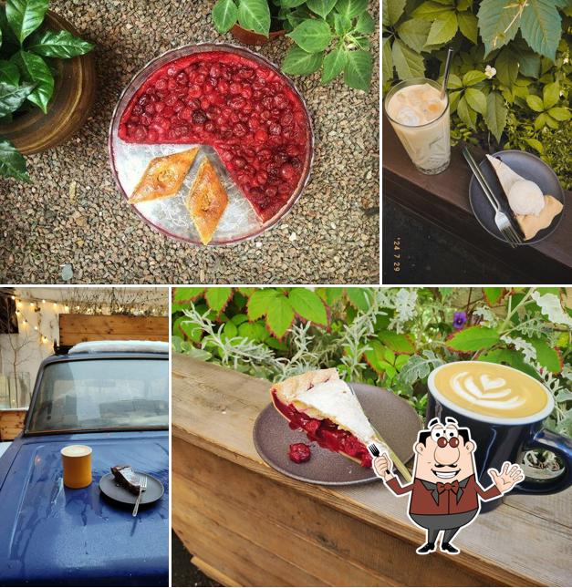 Блюда в "Микрокофейне ТЧК"