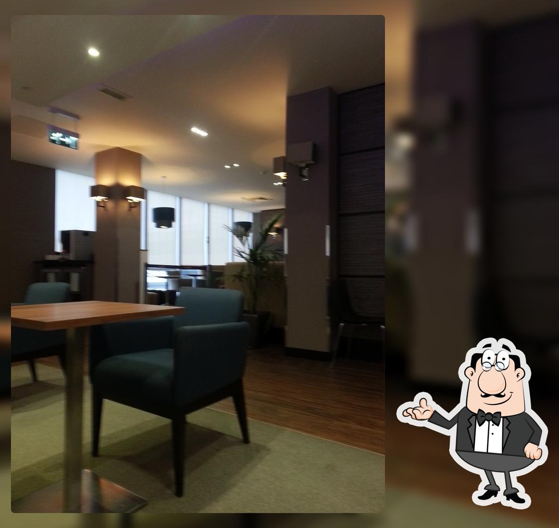 Aviance Lounge