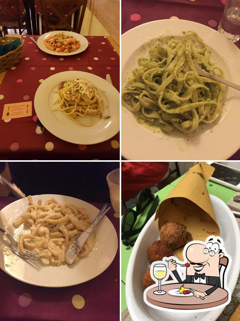 La Cicala E La Formica