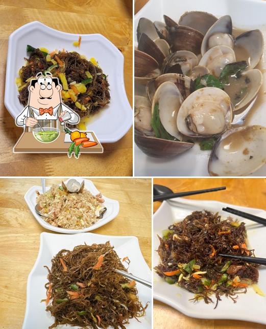 好窄食堂【小琉球老字號小吃】獨家肉燥｜人氣炒飯炒麵｜涼拌豬肝｜在地必吃小吃