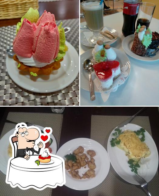 "Bar Stolichnyi" предлагает большой выбор сладких блюд