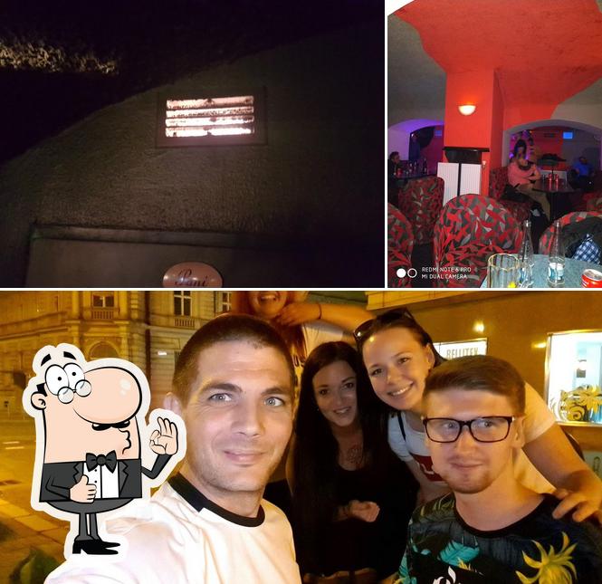 Vinárna Bar X
