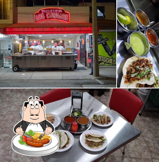 Tacos Y Tortas "LOS CUÑADOS"