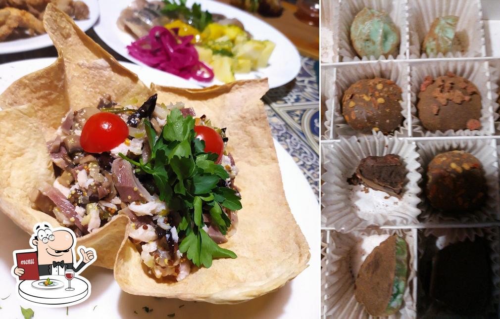 Еда в "Тухтине"