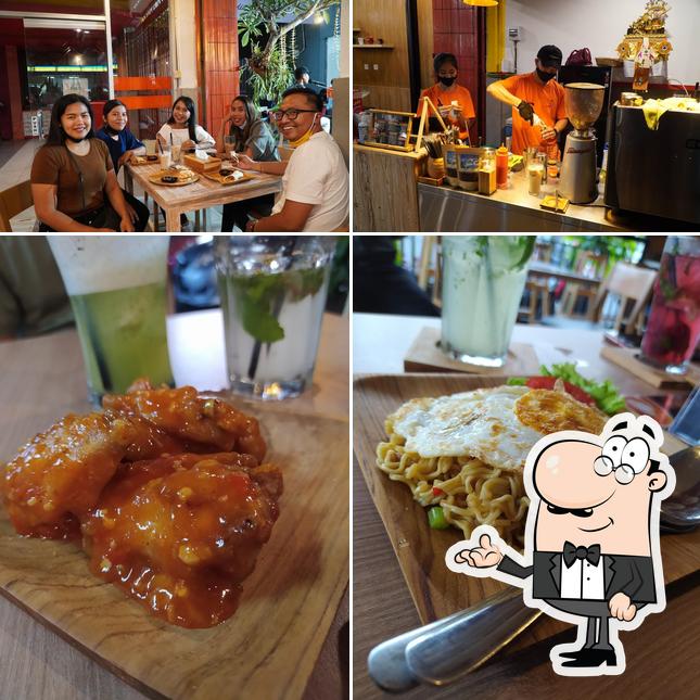 Student Coffee & 10 Districts Eatery