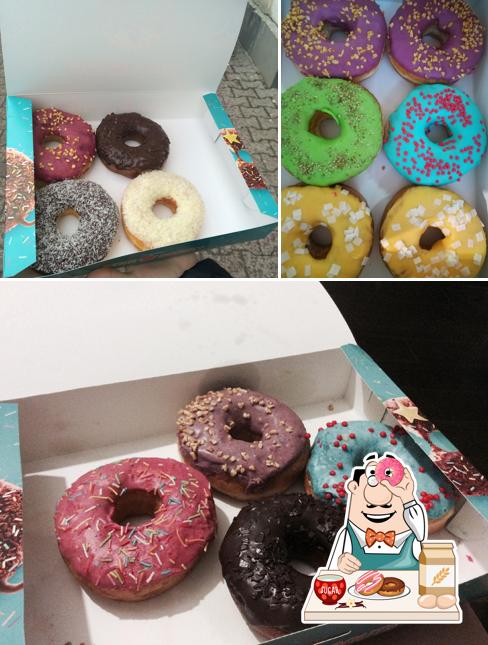 Star Donuts