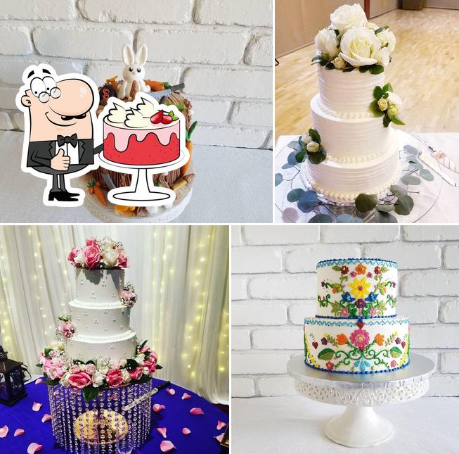 Cakes by Elaine Lau