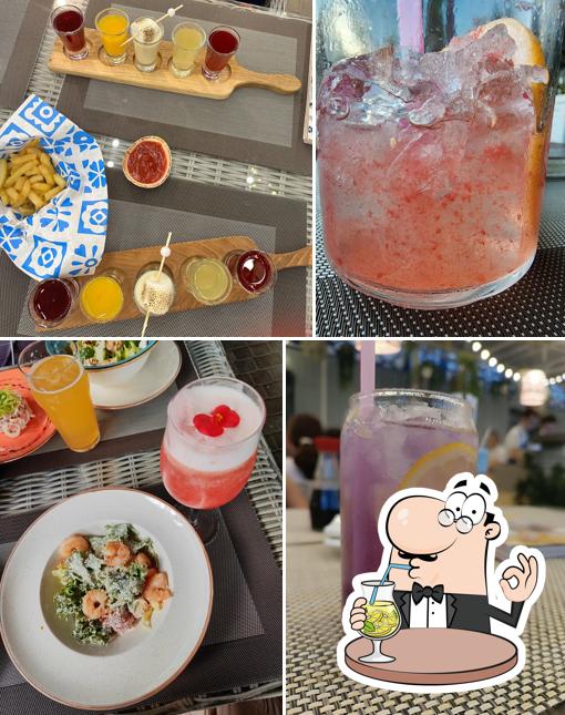 Напитки и еда - все это можно увидеть на этом фото из Сицилия