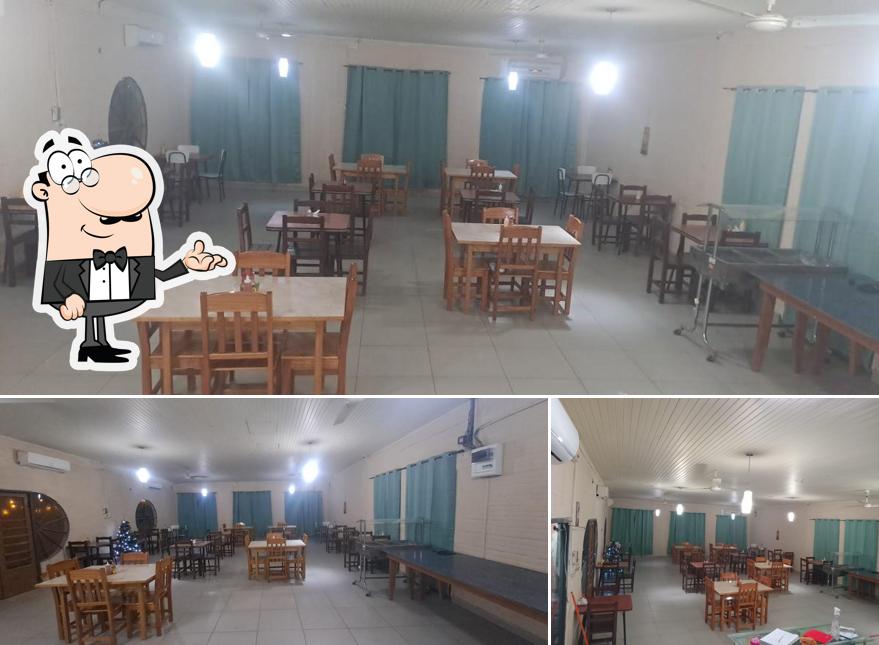 Hospedaje Restaurant Los Delfines