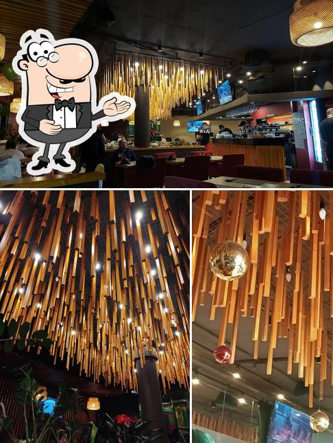 Взгляните на снимок ресторана "Якитория"