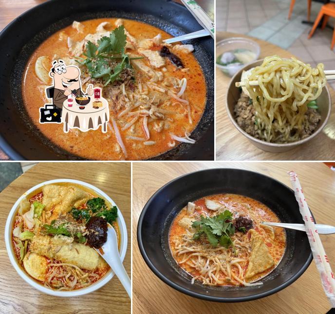 Kampung Laksa Broadway
