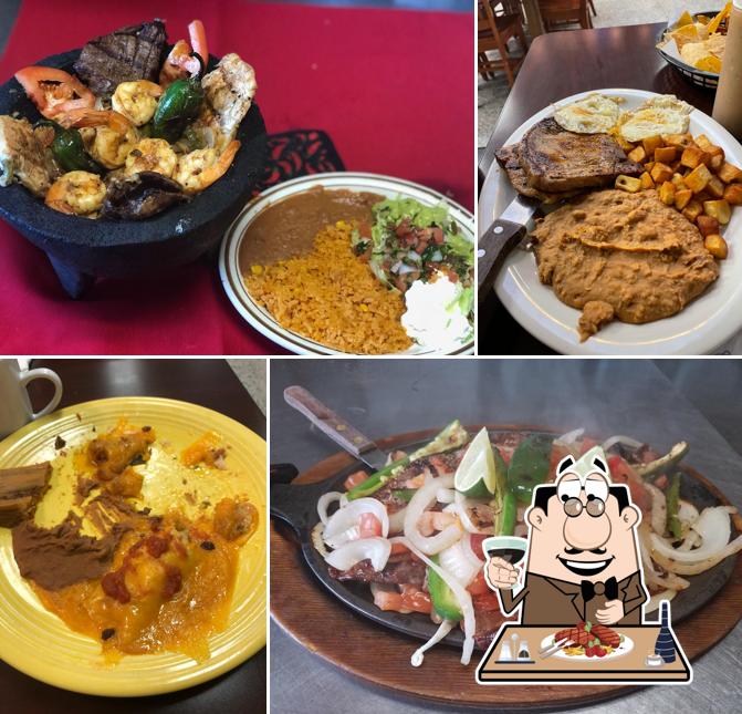 LOS AGAVES Jalisco's Grill & Cantina