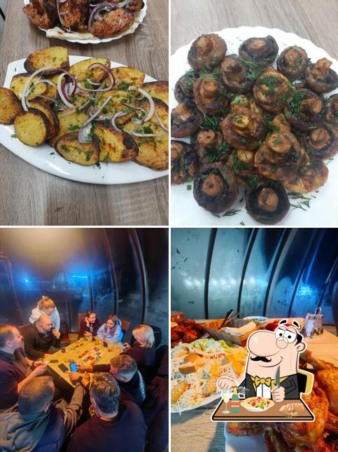 Купола на берегу Нары