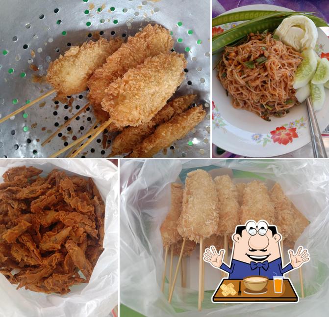 ร้านณิชมล&นิชาภัทร ลูกชิ้นบุรีรัมย์ หมี่ยำ ไก่ป็อบ ไก่เขย่า