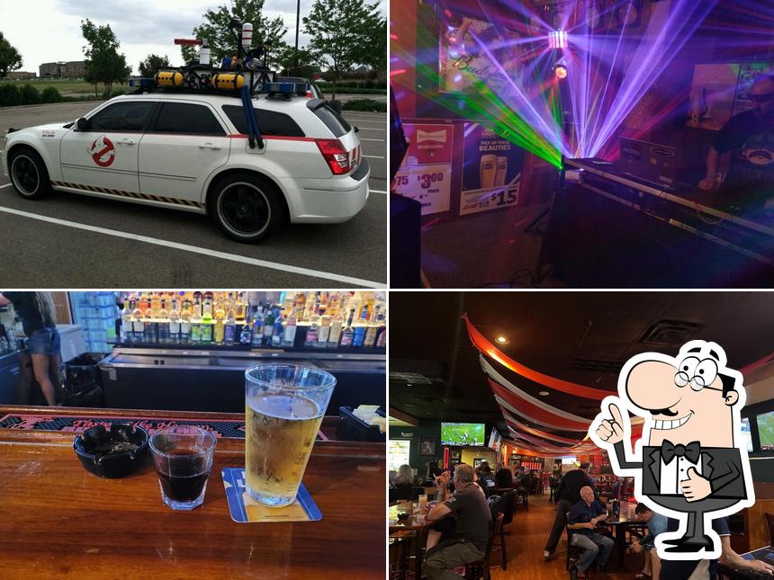 Hennessy's Bar & Grille