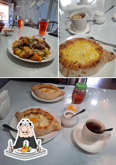 Кушай, дорогой!