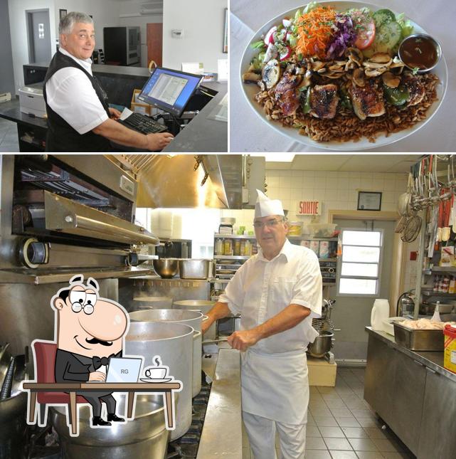 Rôtisserie St-Hubert