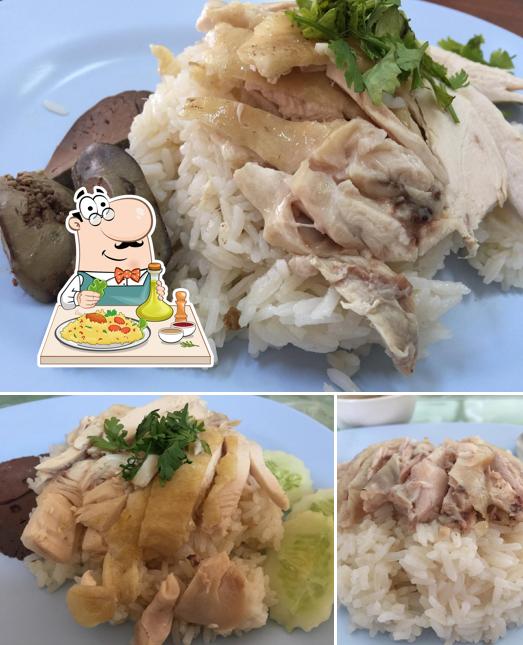 ข้าวมันไก่ สุขุมวิท 22