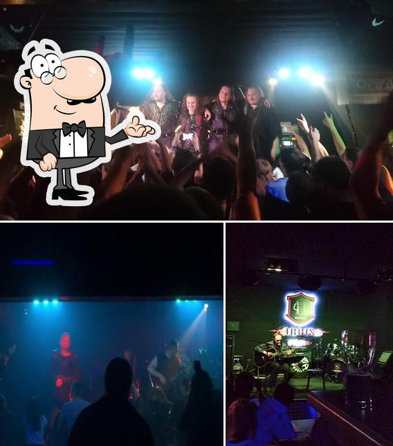 Забронируйте столик в "Роке бар Irris"