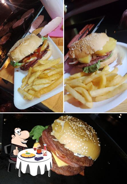 Hamburguesas, Hotdogs & Papas a la francesa