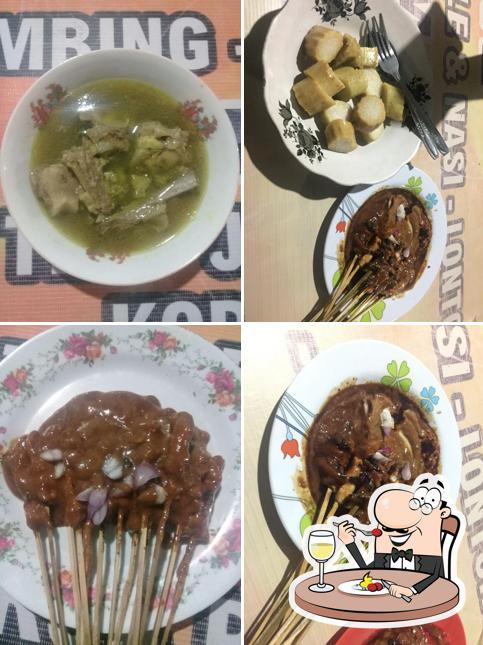 Sate Ayam Dan Sate Kambing "ETANE RRI"