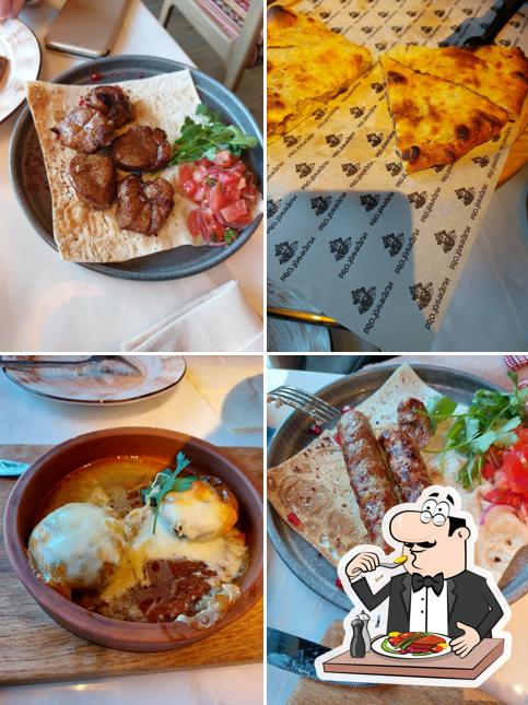 Еда в "Pro. Хинкали"