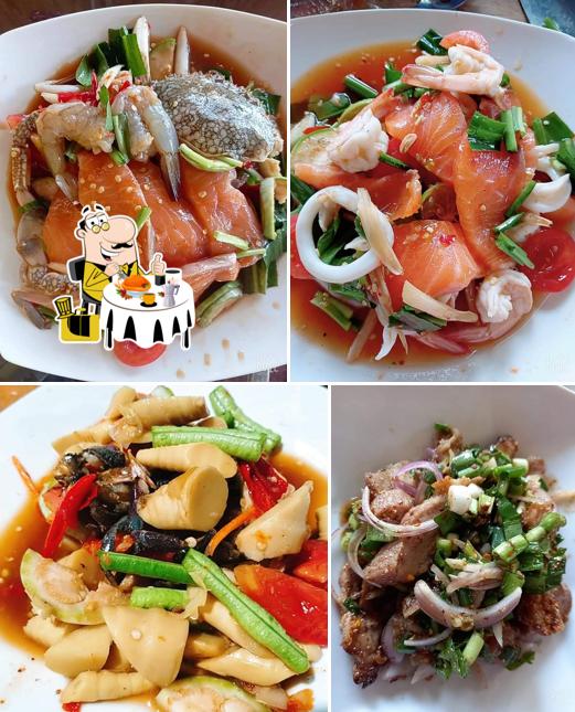 แซ่บนัว@ครัวย่าจินต์ (ส้มตำทอดคุณแหม่ม)