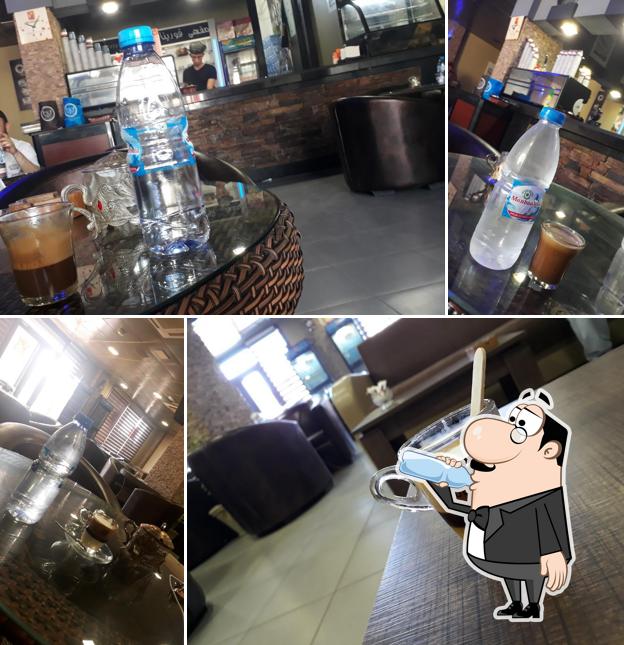 مقهى قورينا