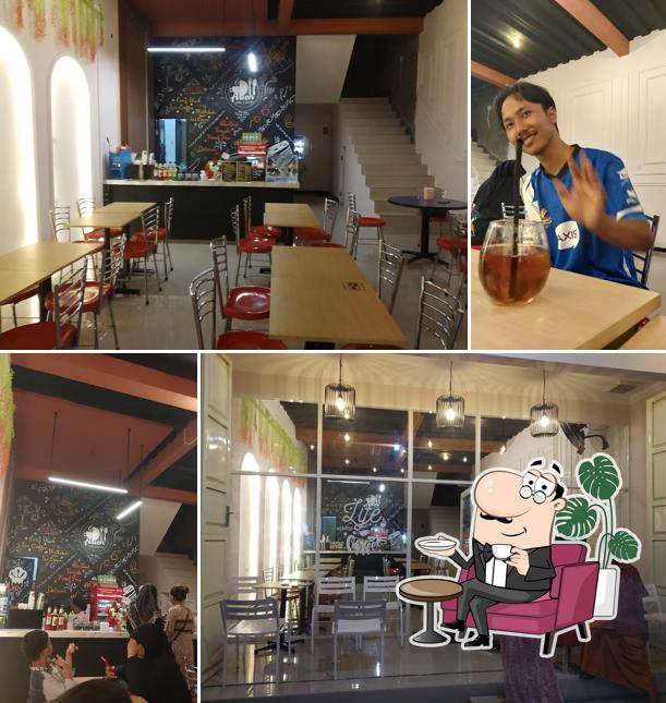 ARION cafe dan seblak