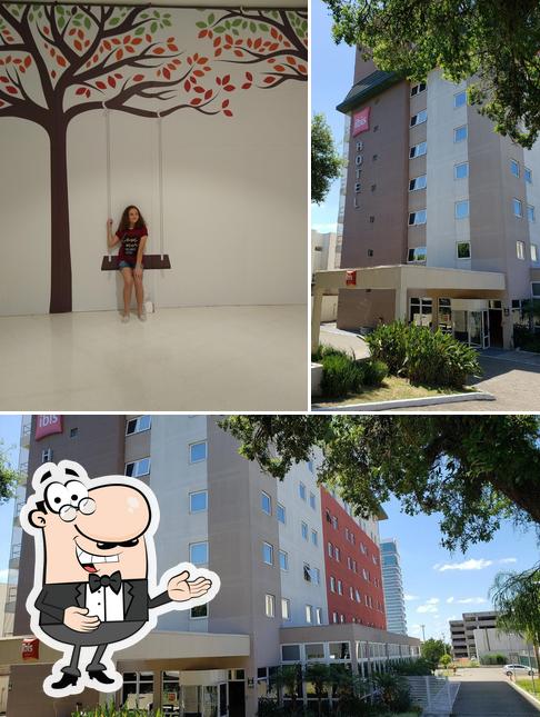 IBIS KITCHEN