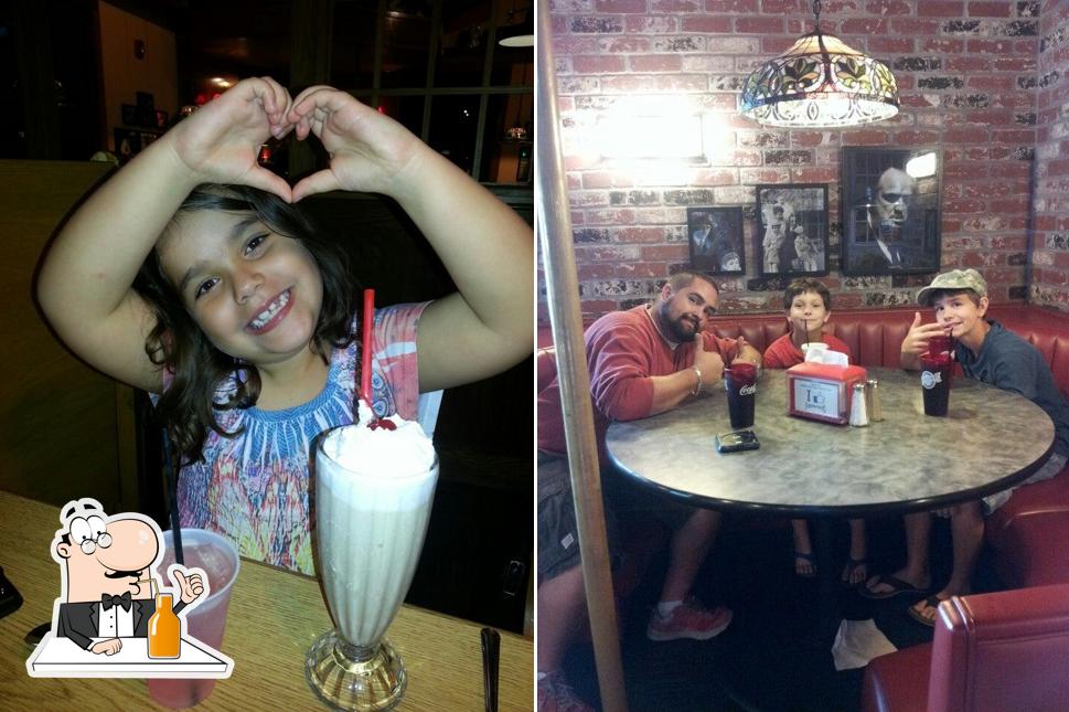 fudruckers