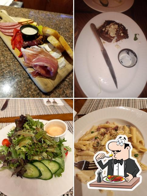 Hathaway's Restaurant & Lounge