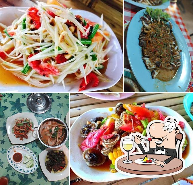 Tomyam Putri & Western