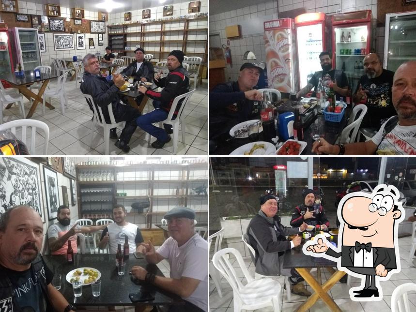 Adegas Bar E Restaurante