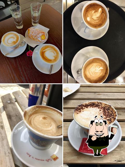 Mozart Cafe