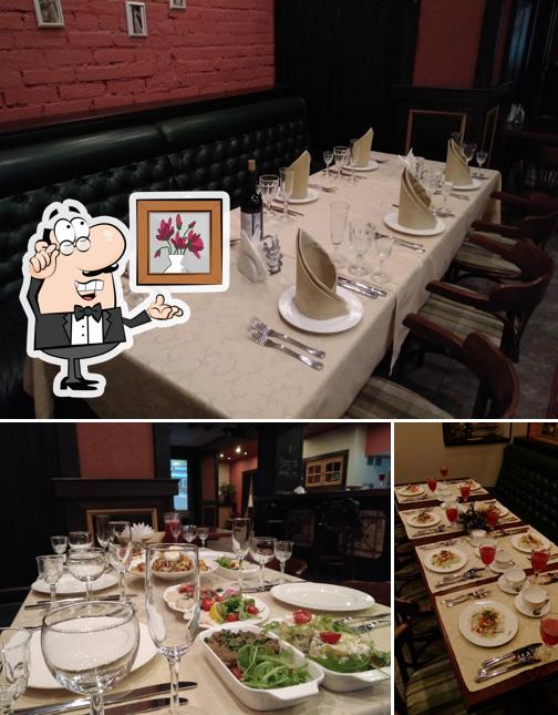 Посмотрите на внутренний интерьер "Нэпа"