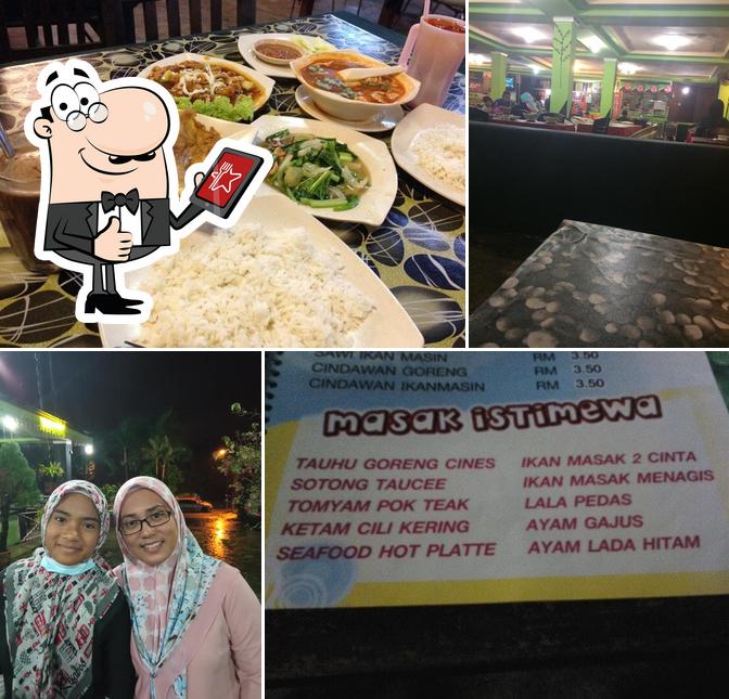 Restoran Layar Jati Seafood