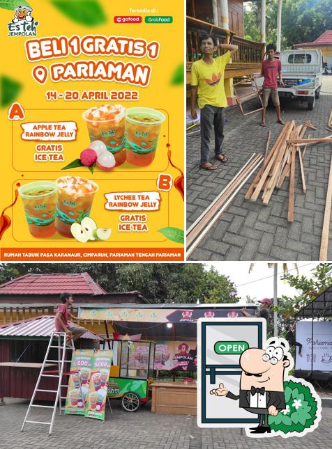 Pariaman Food Court
