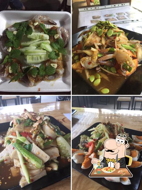 ร้านต๋ำลำ ยำแซ่บ