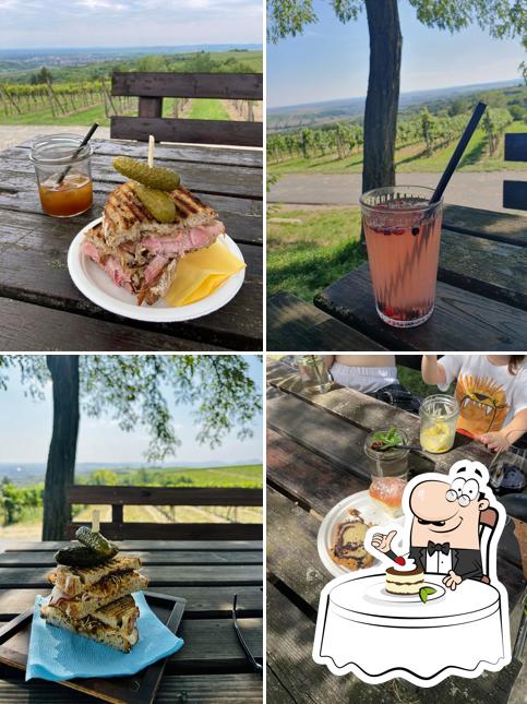 Mezi Řádky