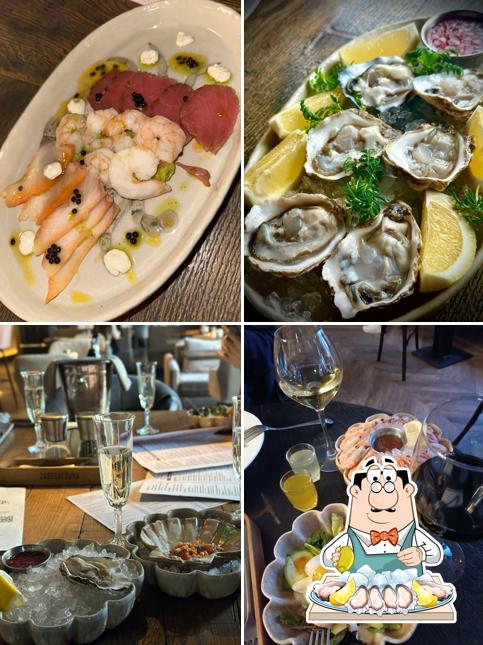 Устрицы в "Пуси Лебеди"