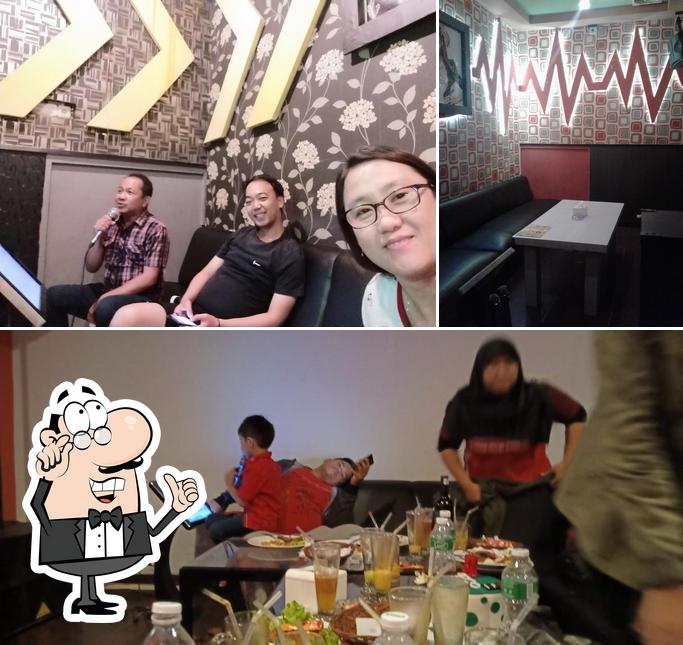All Star Family Karaoke & Lounge