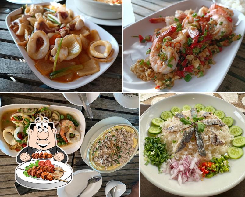 ครัวริมหาด byลุงด้วง บางแสน